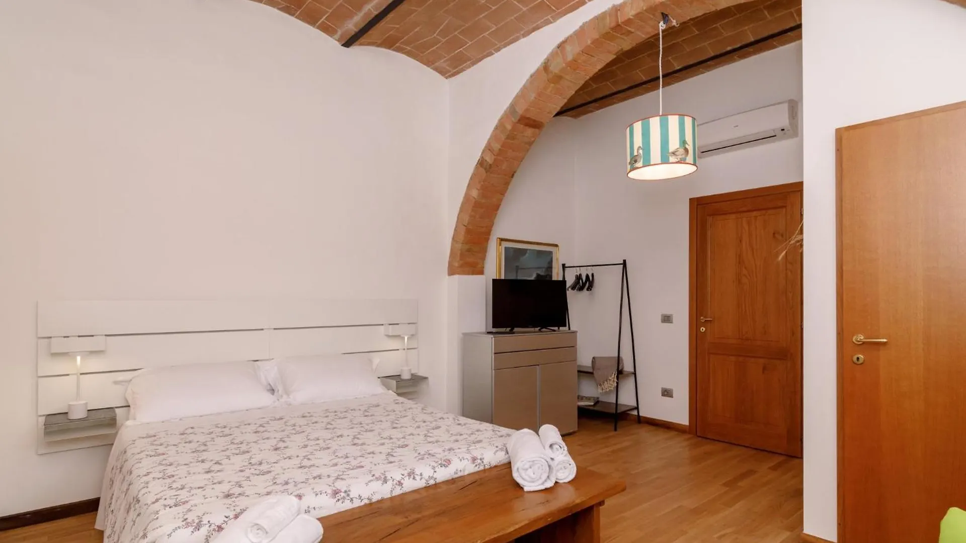 Siena Podere Rural Chic W Private Garden & Parking Italy