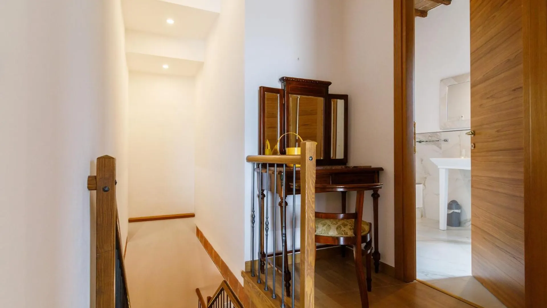Siena Podere Rural Chic W Private Garden & Parking Apartment