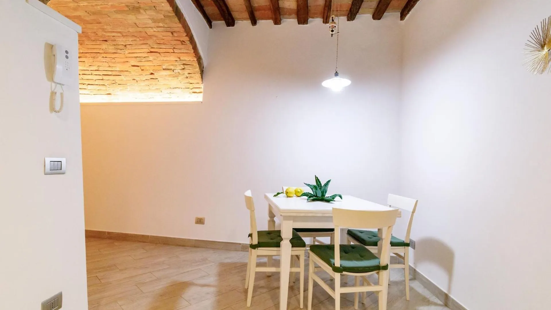 Apartment Siena Podere Rural Chic W Private Garden & Parking