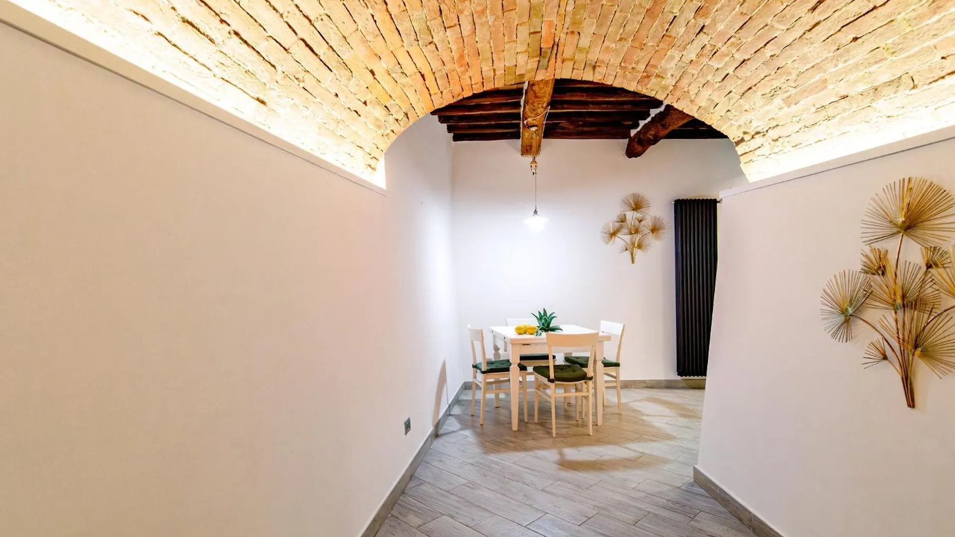 Apartment Siena Podere Rural Chic W Private Garden & Parking