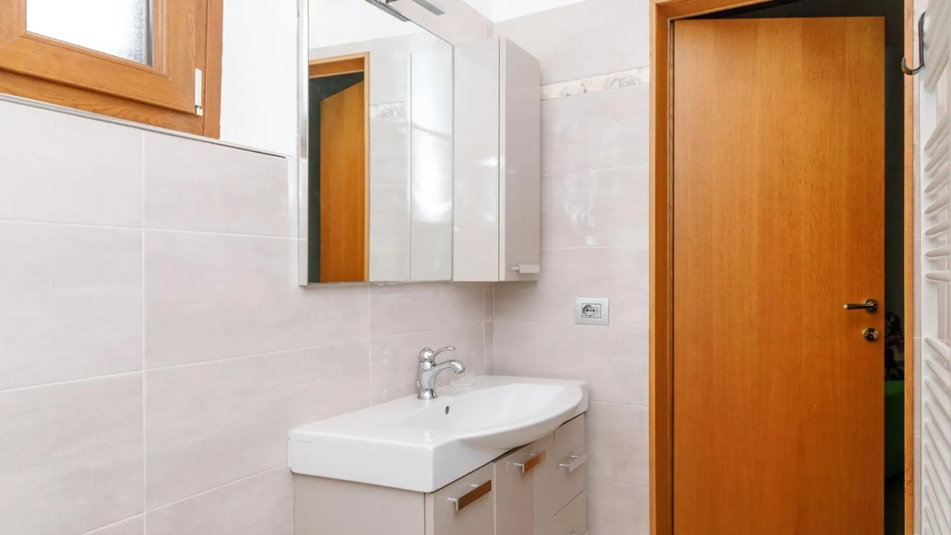 Apartment Siena Podere Rural Chic W Private Garden & Parking
