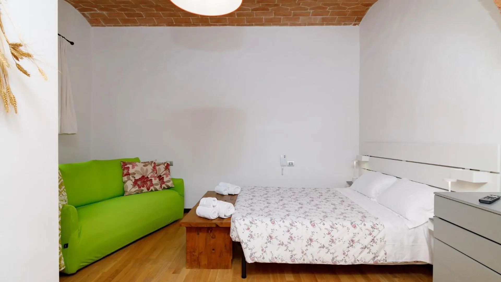 Apartment Siena Podere Rural Chic W Private Garden & Parking Italy