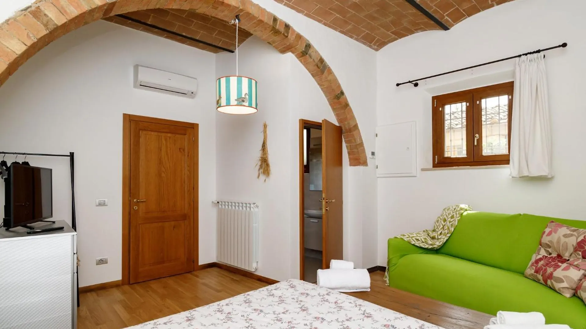 Siena Podere Rural Chic W Private Garden & Parking Italy