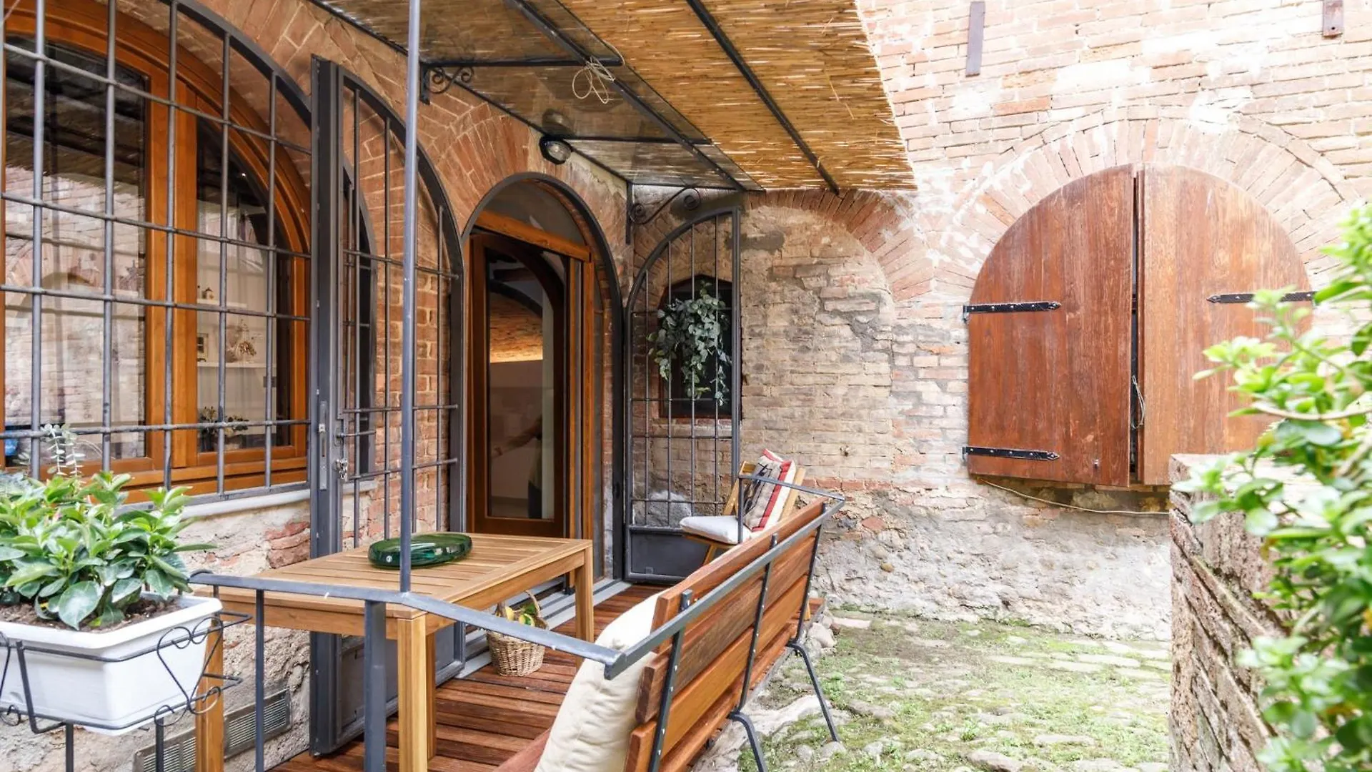 Siena Podere Rural Chic W Private Garden & Parking Italy